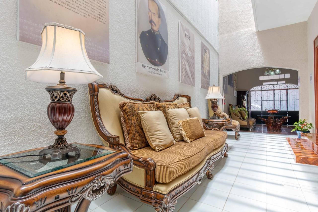 Hosteria Casa Marquez เลออน ภายนอก รูปภาพ
