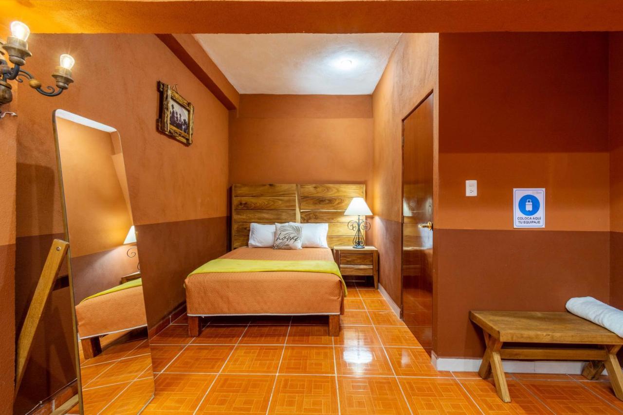 Hosteria Casa Marquez เลออน ภายนอก รูปภาพ
