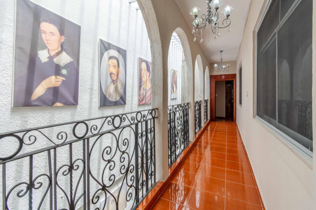 Hosteria Casa Marquez เลออน ภายนอก รูปภาพ