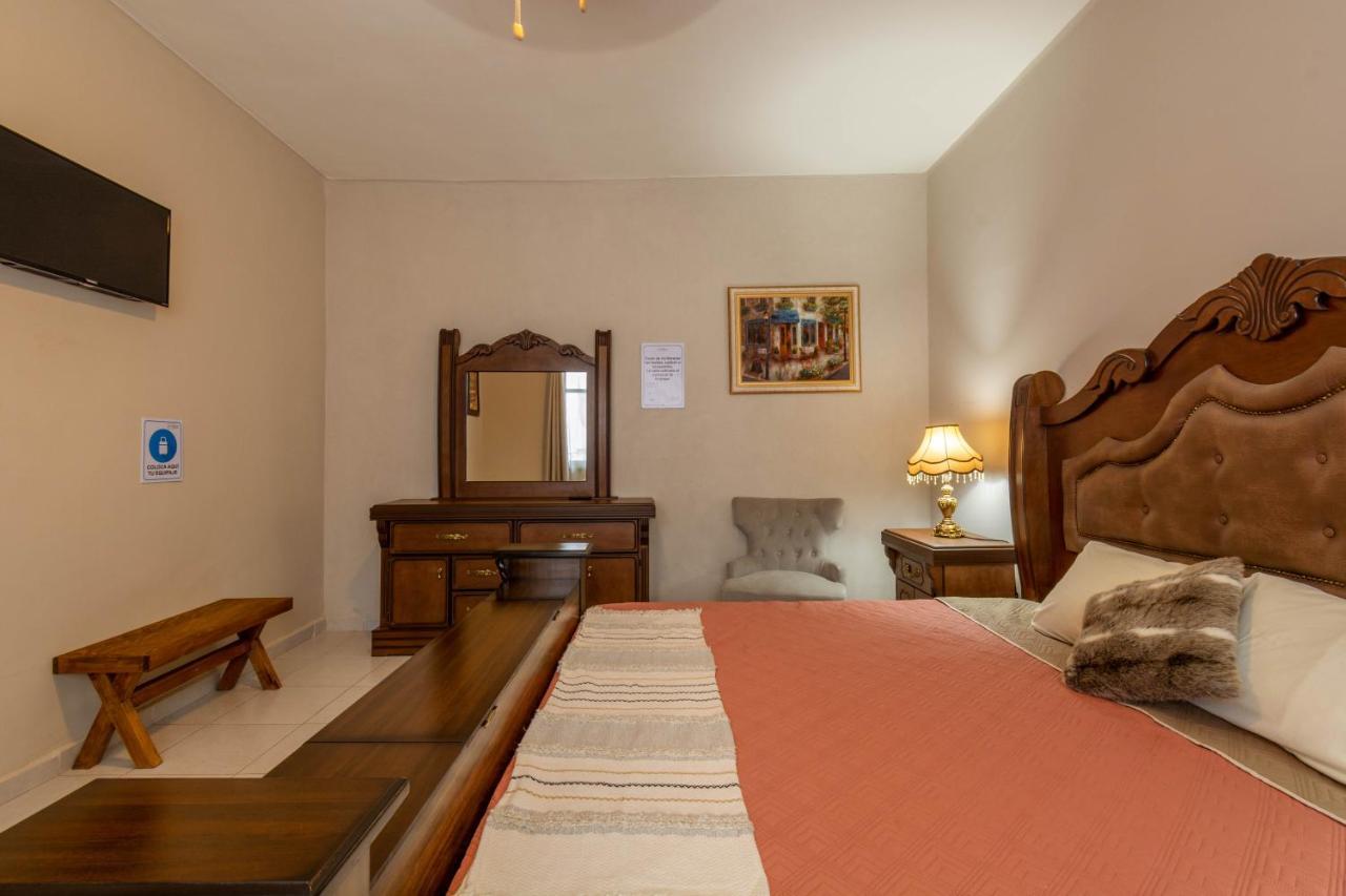 Hosteria Casa Marquez เลออน ภายนอก รูปภาพ