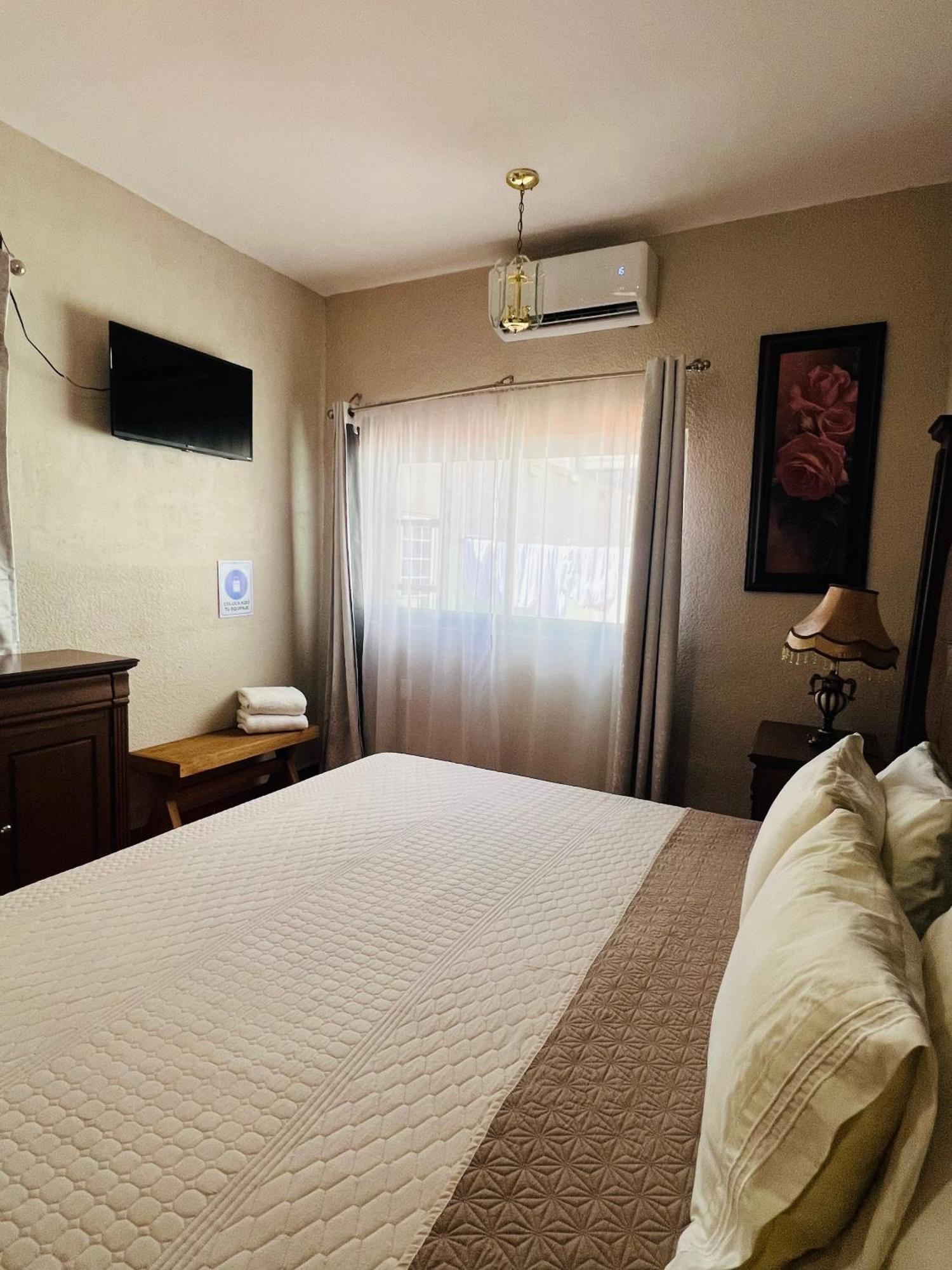 Hosteria Casa Marquez เลออน ภายนอก รูปภาพ