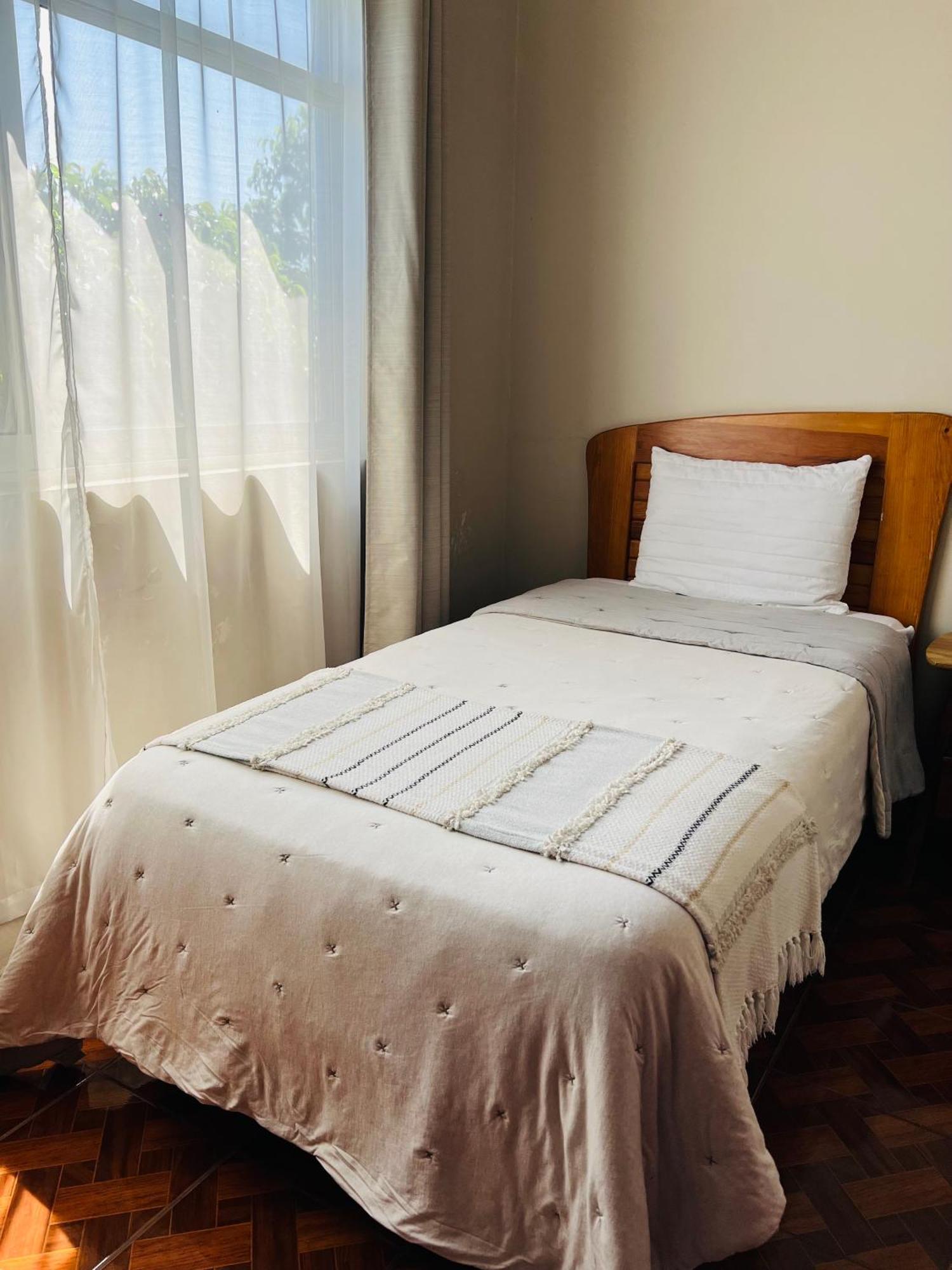 Hosteria Casa Marquez เลออน ภายนอก รูปภาพ