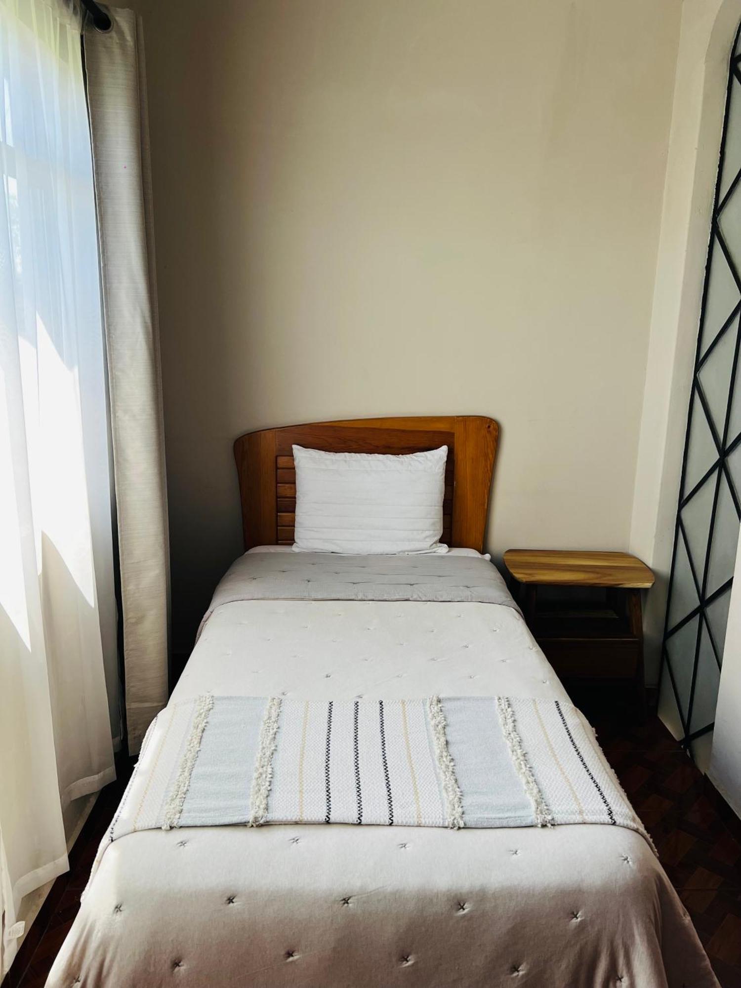 Hosteria Casa Marquez เลออน ภายนอก รูปภาพ